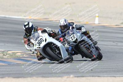 media/Oct-05-2025-CVMA (Sun) [[beeef4f201]]/Race 10-Formula Lightweight Twins Shootout/